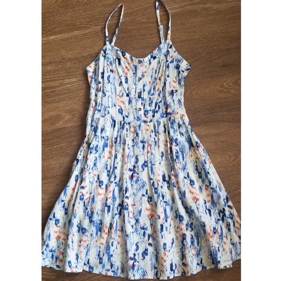 Express Dresses & Skirts - Express floral sun dress